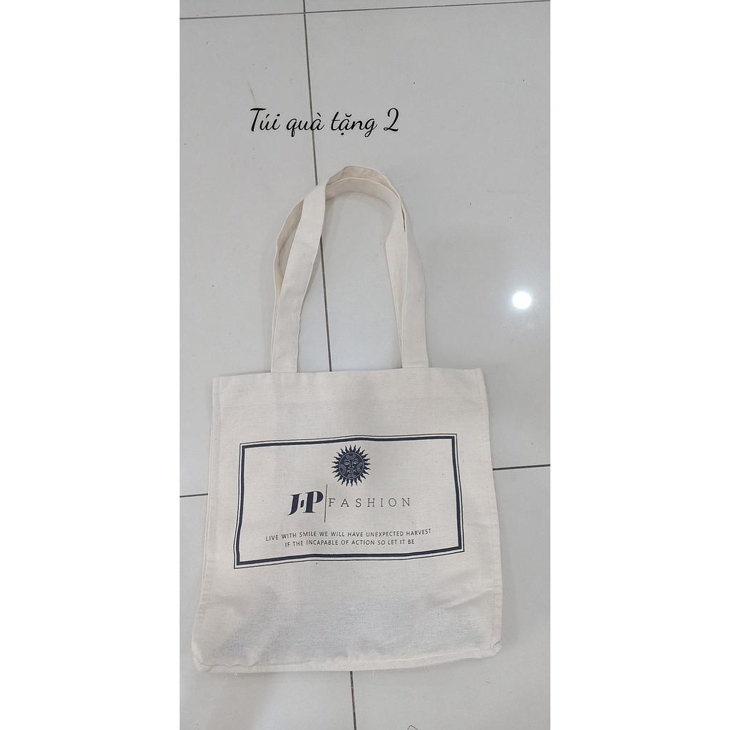 Tui Canvas qua tang 2