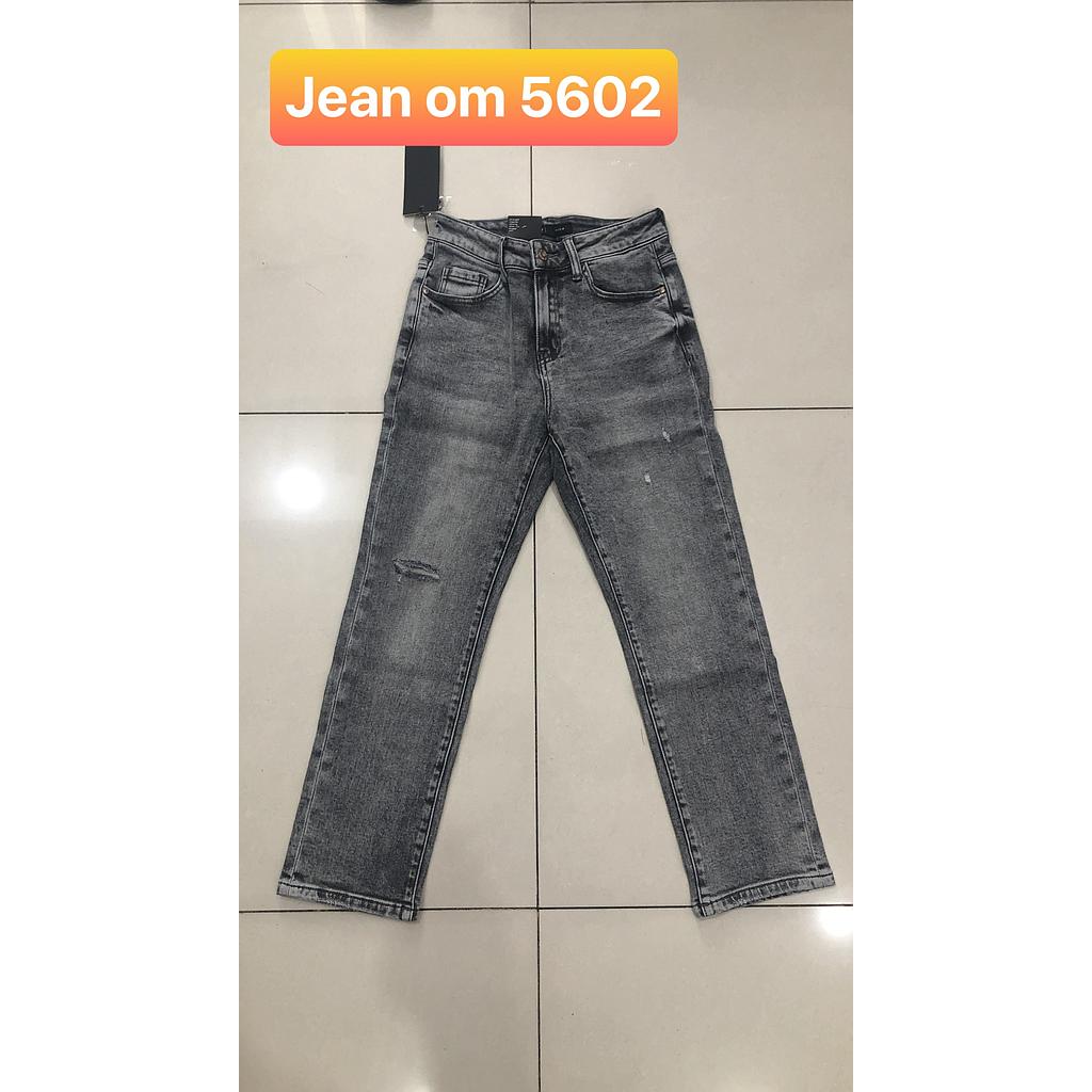 Jean ong om 2 560202