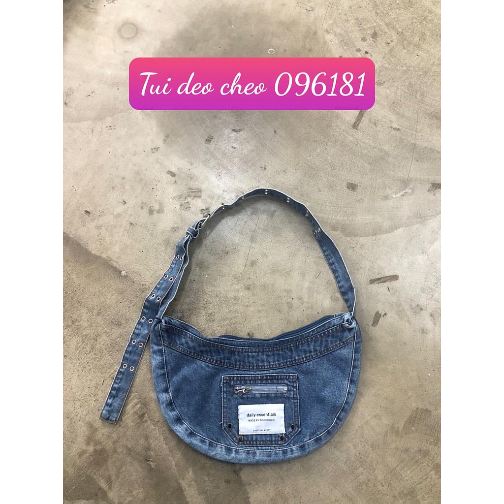 Tui deo cheo 09618106