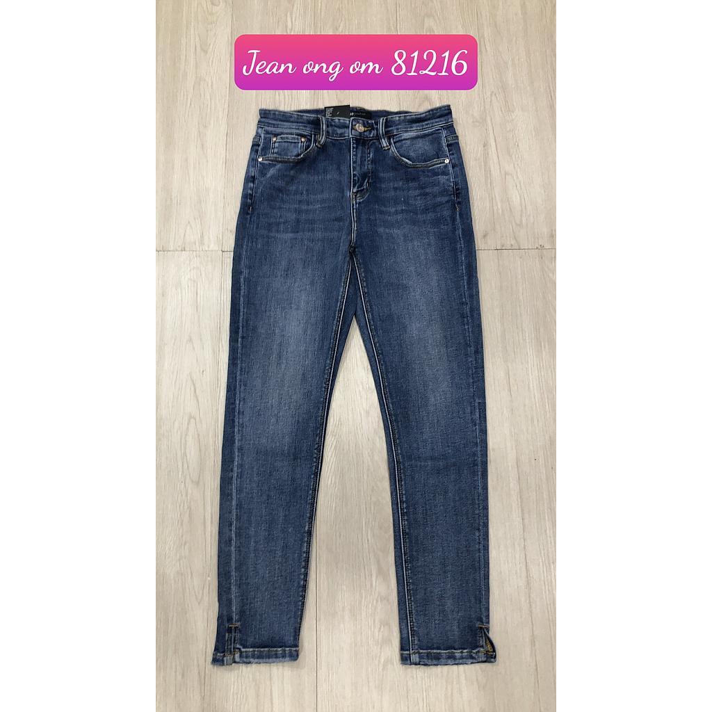 Jean om 1 8121602