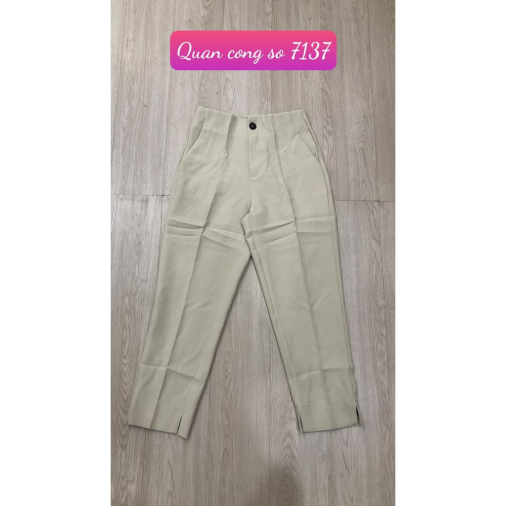 Quan cong so 713702